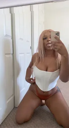 OnlyFans cuenta millllliexo header 2
