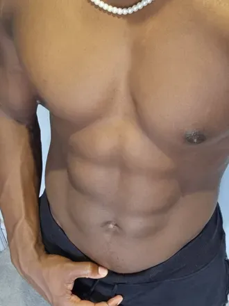OnlyFans cuenta leroichocolat avatar 1