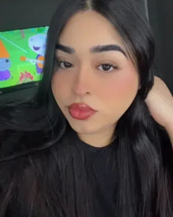 OnlyFans cuenta yafavlatina99 header 2