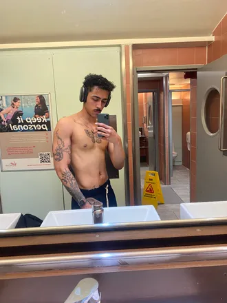 OnlyFans cuenta hungladnotts header 2