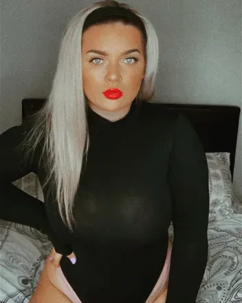OnlyFans account  u180197869 avatar 1