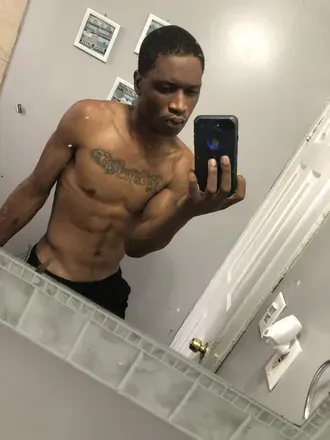OnlyFans cuenta trizzysirrose0415 avatar 1