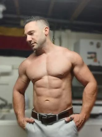 OnlyFans cuenta u208050390 header 2