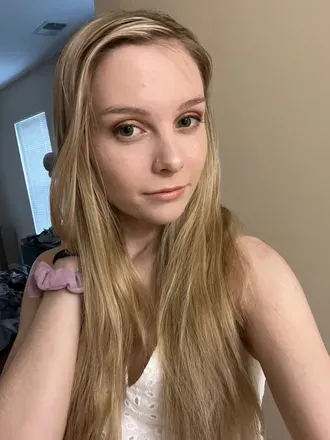 OnlyFans cuenta lily_brooke avatar 1