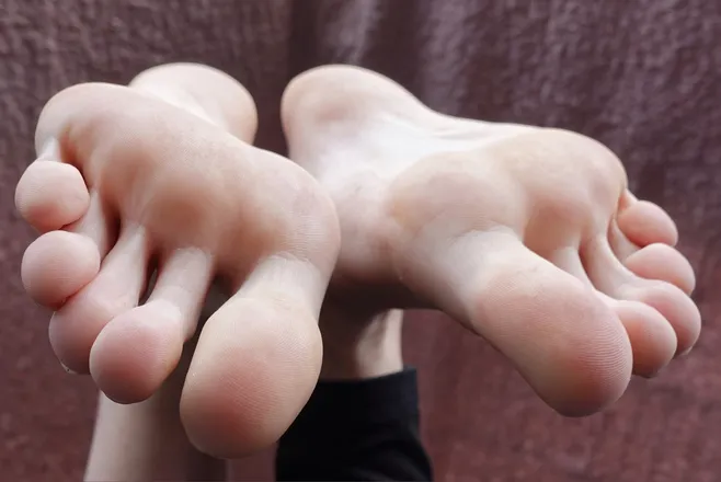 OnlyFans cuenta oliviaily header 2