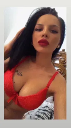 OnlyFans cuenta mamaccita69 header 2