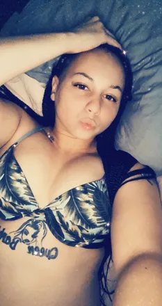 OnlyFans cuenta strawberry_dripp header 2