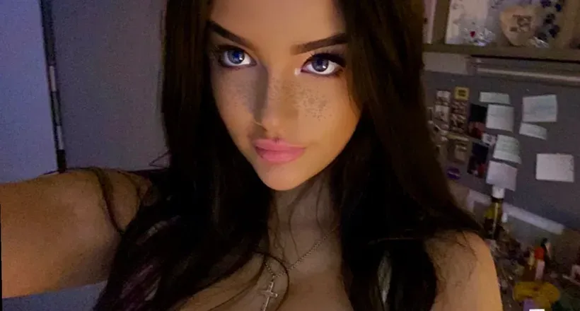 OnlyFans cuenta ariamiller01 avatar 1