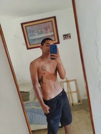 OnlyFans cuenta adrianvega12 header 2