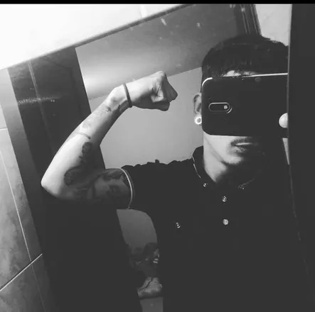 OnlyFans account  ronvitto header 2