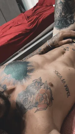 OnlyFans cuenta uomosegreto header 2