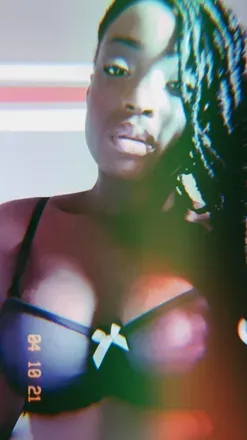 OnlyFans cuenta sacredyonilove avatar 1