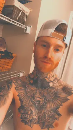 OnlyFans cuenta tattooed_sexy_ginger header 2