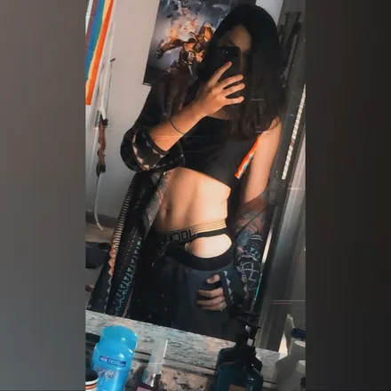 OnlyFans cuenta lunarpuppygirl header 2