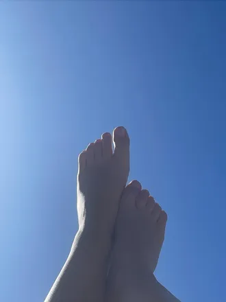 OnlyFans cuenta feetylicious99 header 2