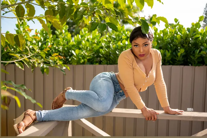 OnlyFans account  tsnarayaaa header 2