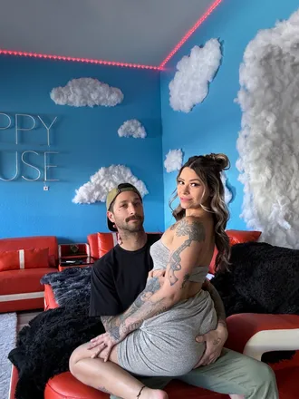 OnlyFans cuenta riskycouple header 2