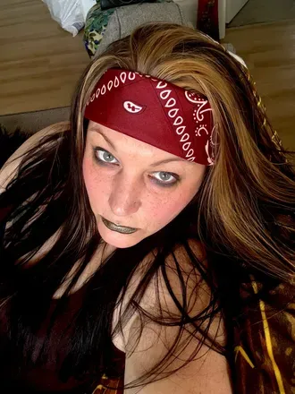 OnlyFans cuenta queenemerald1987 avatar 1