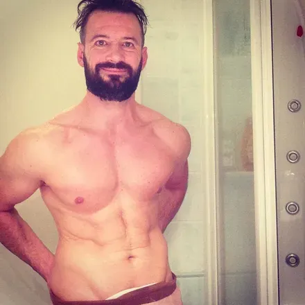 OnlyFans cuenta muscoloporco header 2