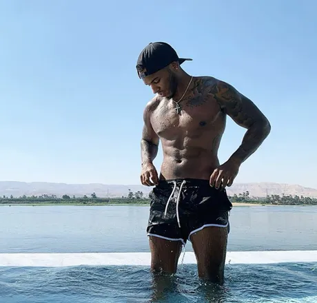 OnlyFans cuenta sxxnclair header 2