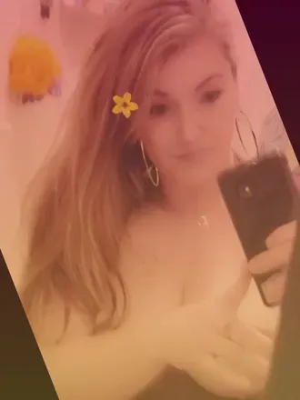 OnlyFans cuenta bustybella069 avatar 1
