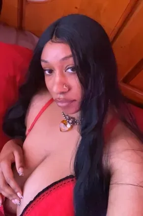 OnlyFans account  madame_meaters avatar 1