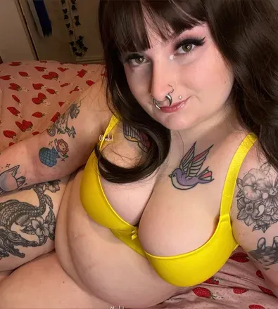 OnlyFans cuenta olivekitvip avatar 1