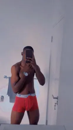 OnlyFans cuenta ilovetopboy avatar 1