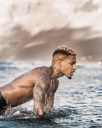 OnlyFans cuenta ofyourfavoritecolor header 2