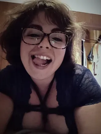 OnlyFans cuenta sexyredglasses avatar 1