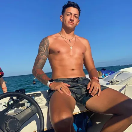 OnlyFans cuenta tomas.07 header 2