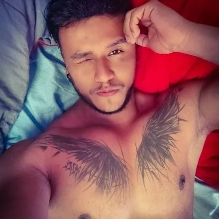 OnlyFans cuenta ngenjuro header 2