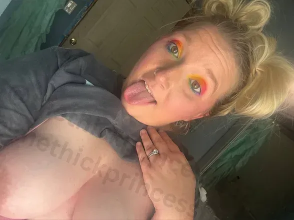 OnlyFans cuenta thethickprincess132 avatar 1