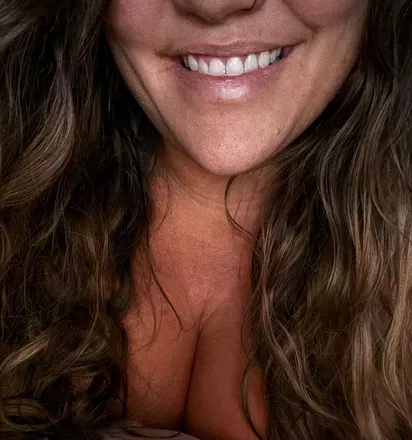 OnlyFans account  maymoore avatar 1