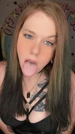OnlyFans cuenta frecklefqce avatar 1