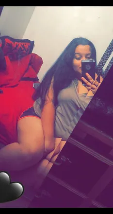 OnlyFans cuenta dimplezz04 header 2