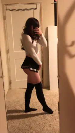 OnlyFans cuenta carlybabygirl avatar 1