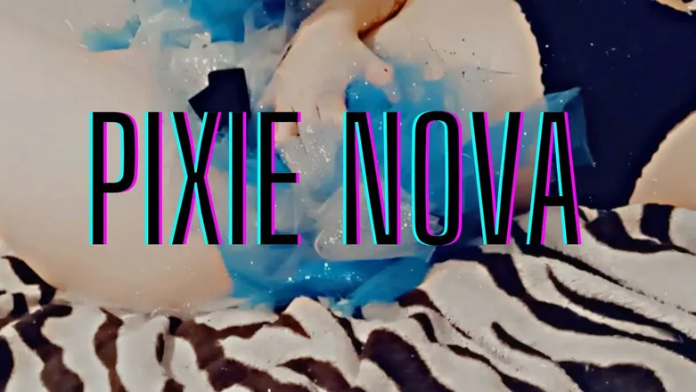 OnlyFans cuenta pixxxienova header 2