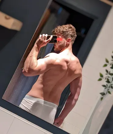 OnlyFans cuenta cheekybathroomselfies avatar 1