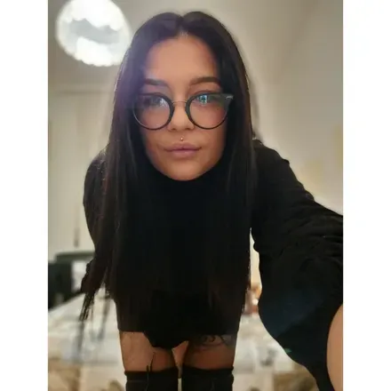 OnlyFans cuenta babybadgirl_00 avatar 1