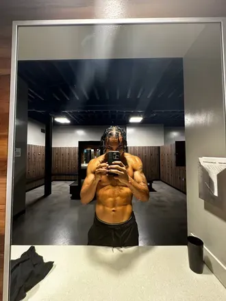 OnlyFans cuenta allinhermouth6969 avatar 1