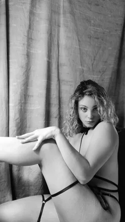 OnlyFans cuenta dennehy_monaco header 2