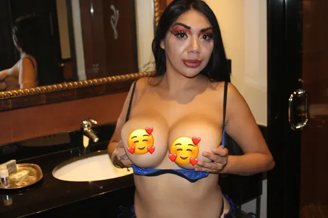 OnlyFans cuenta princessdoris header 2