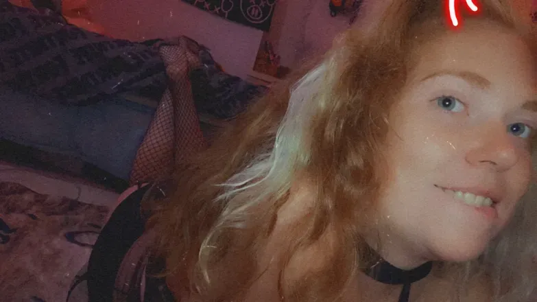 OnlyFans cuenta redsworld223 header 2