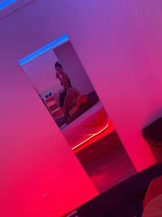 OnlyFans account  tisy18 avatar 1