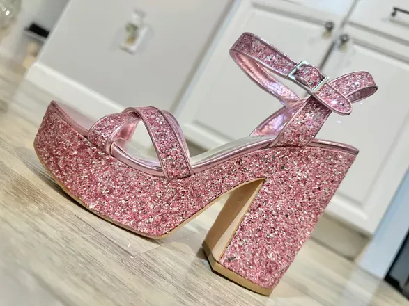 OnlyFans cuenta mickymichelle header 2