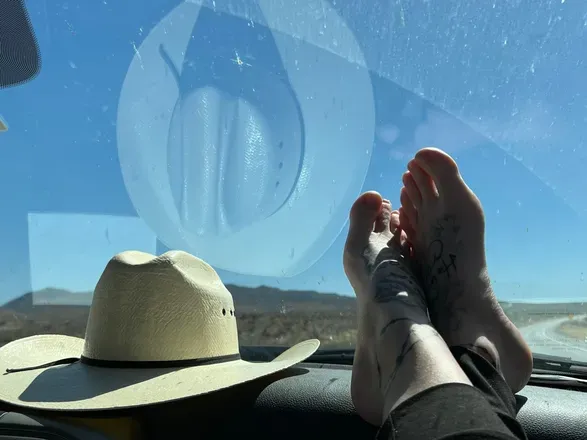 OnlyFans cuenta todaysnewworld123 header 2
