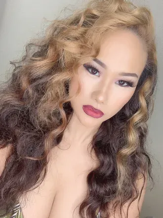 OnlyFans account  divinegoddess_val_2388 avatar 1