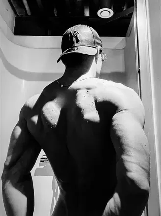 OnlyFans account  thepowersize avatar 1