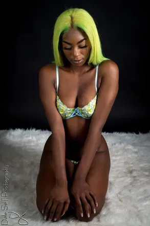 OnlyFans cuenta tyranny.reign avatar 1
